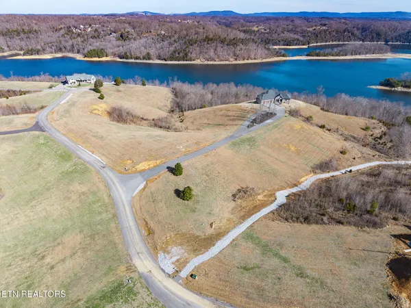 $75,000 | Lot 32 Holly Bend Drive, Byrdstown, TN 38549