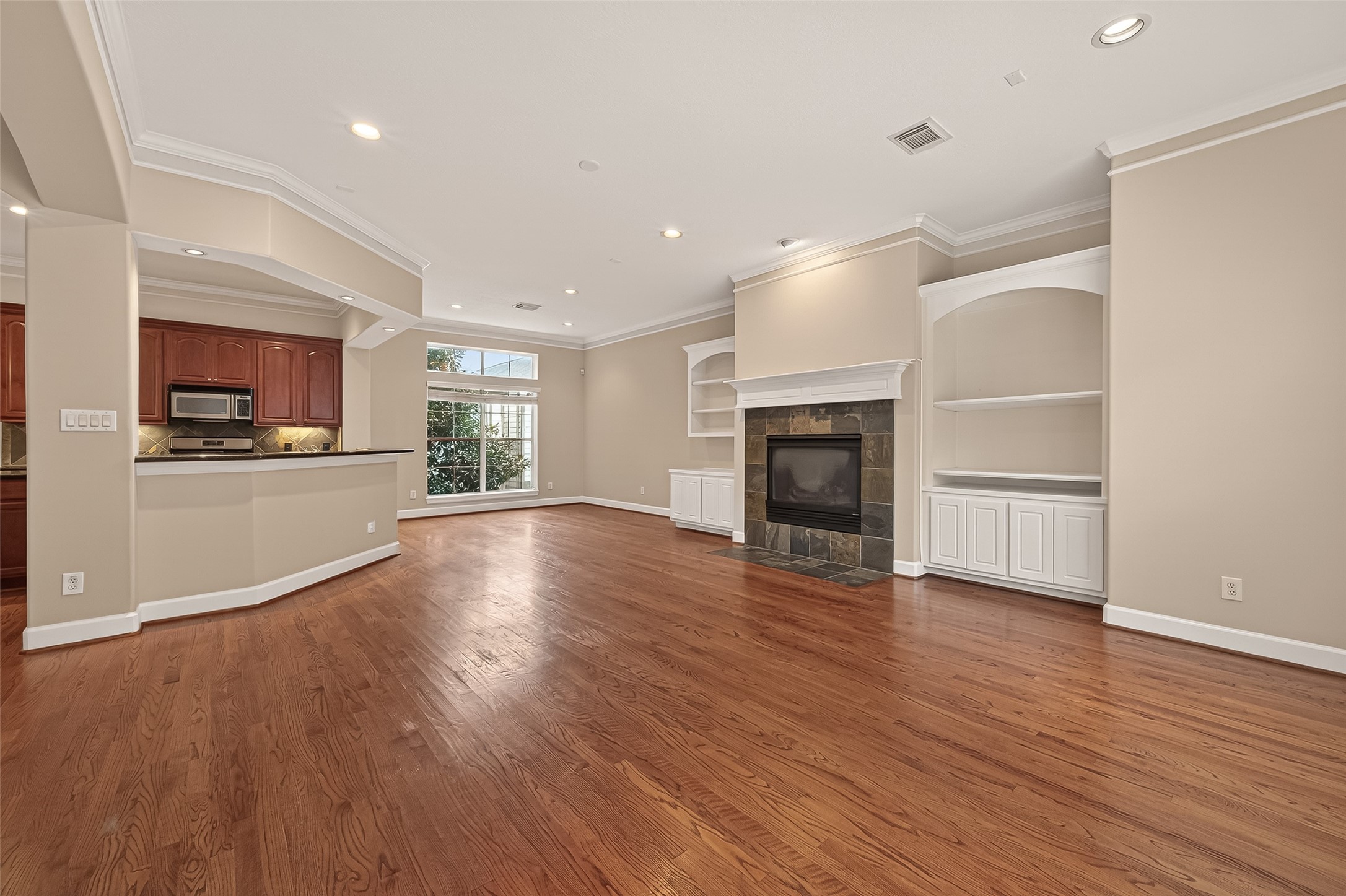 5111 Inker Street, Unit B Houston, TX 77007 - Photo 13 of 41