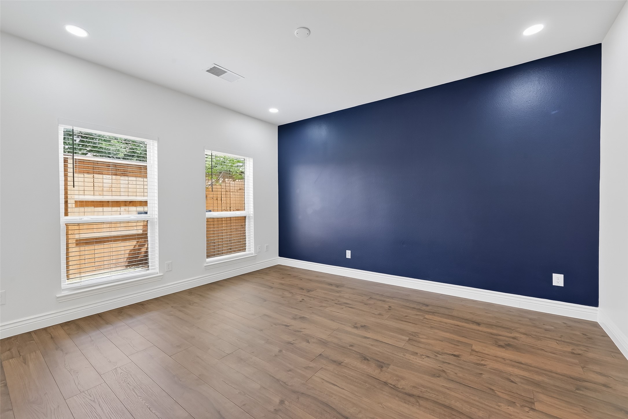 5919 Turtle Beach Lane Houston, TX 77036 - Photo 21 of 47