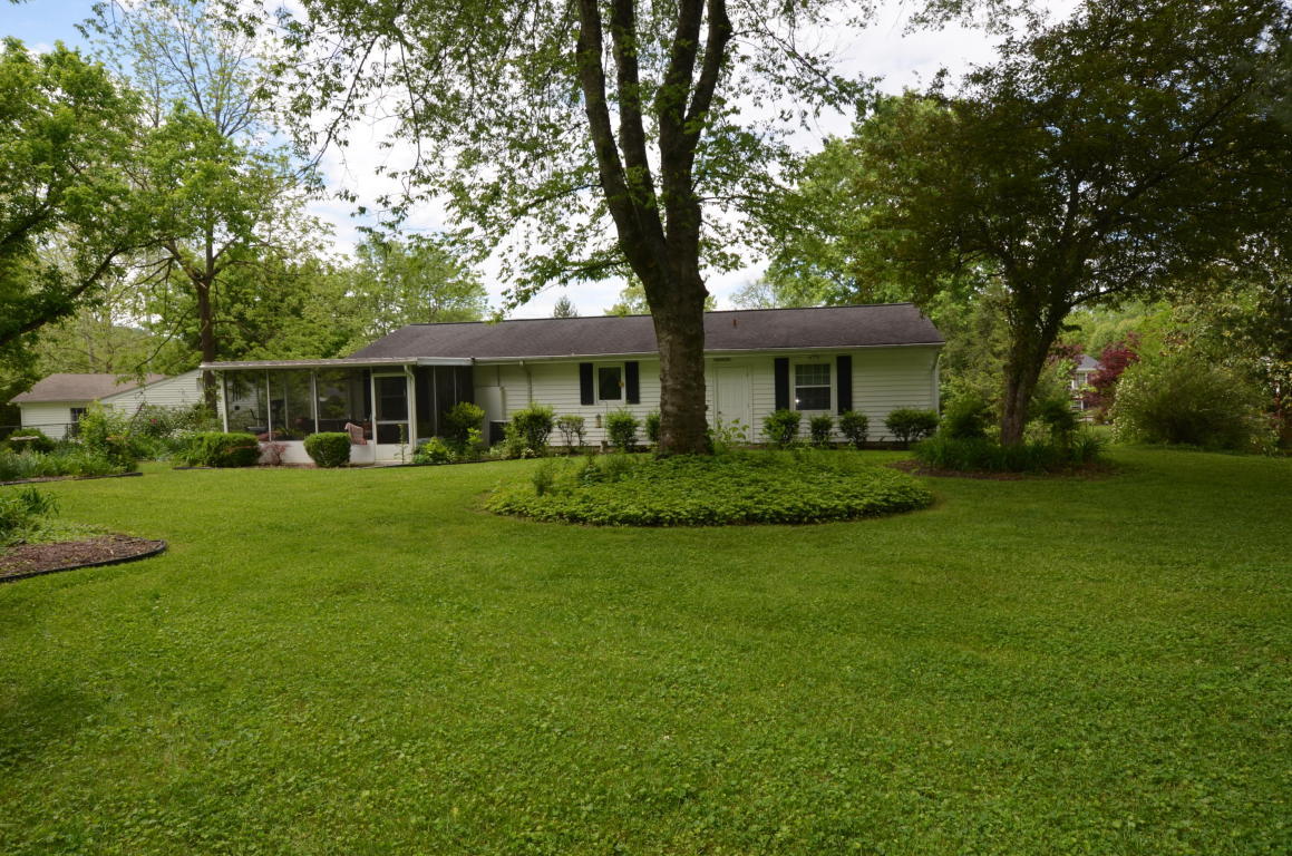 13 Lind Place Oak Ridge, TN 37830 - Photo 16 of 22 20160503180619346273000000-o