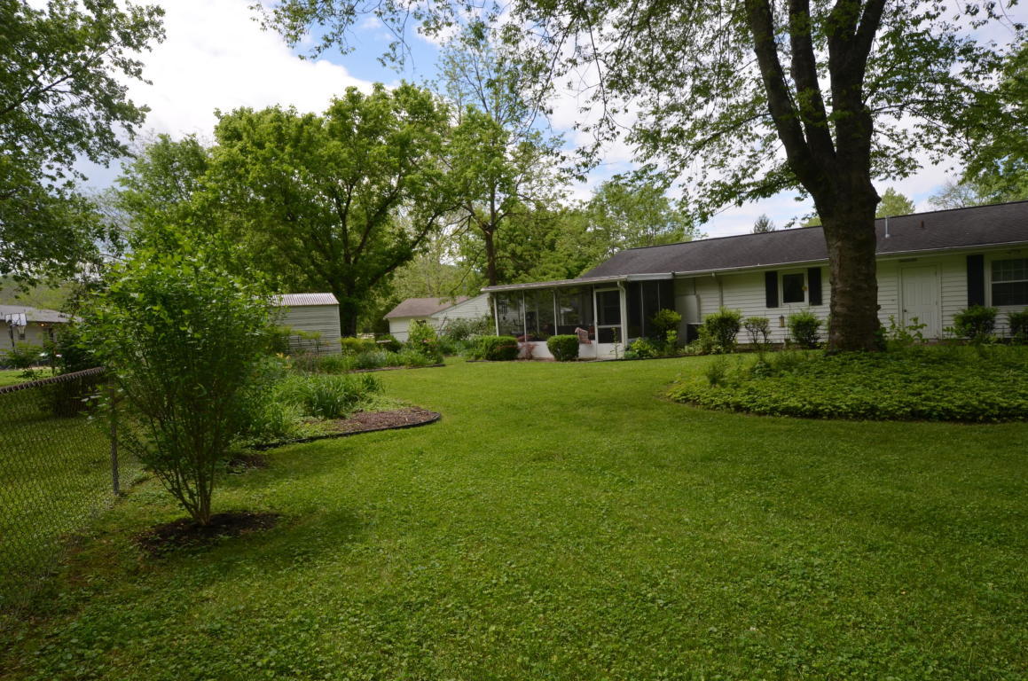 13 Lind Place Oak Ridge, TN 37830 - Photo 18 of 22 20160503180642413433000000-o