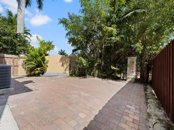 $3,300 | 5001 Southwest 140th Terrace, Unit 5001, Miramar, FL 33027