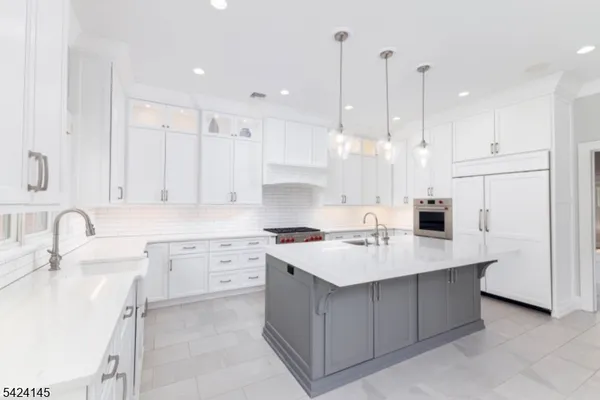 $3,299,000 | 85 May Drive, Chatham, NJ 07928