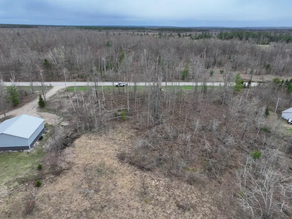 $77,500 | 15 A Finnegan Road, Johannesburg, MI 49751