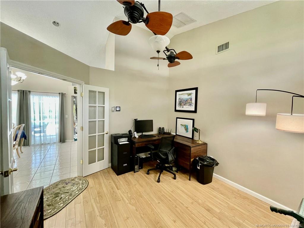 707 Southeast Pin Oak Terrace Stuart, FL 34997 - Photo 15 of 27