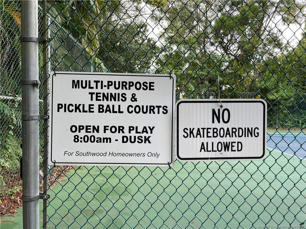 707 Southeast Pin Oak Terrace Stuart, FL 34997 - Photo 7 of 27