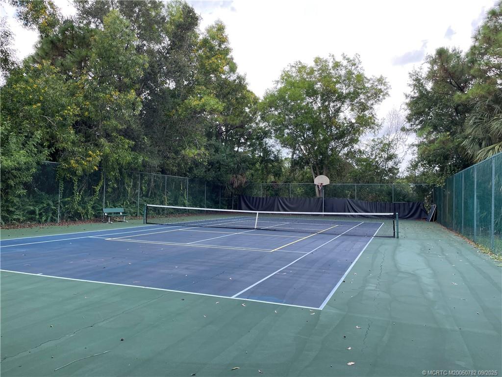 707 Southeast Pin Oak Terrace Stuart, FL 34997 - Photo 8 of 27