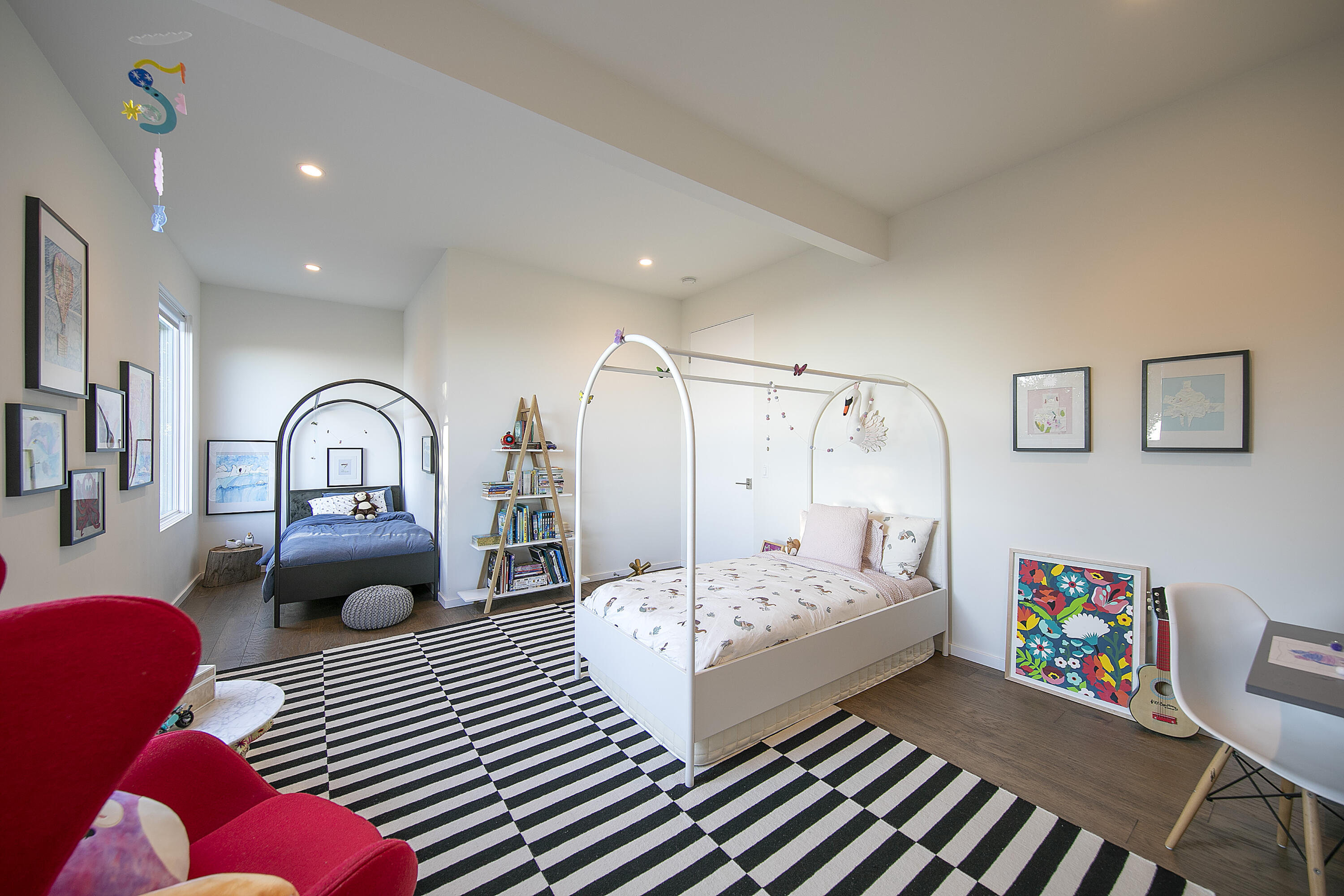 975 Mariposa Lane Montecito, CA 93108 - Photo 15 of 19 a living room with furniture and a rug