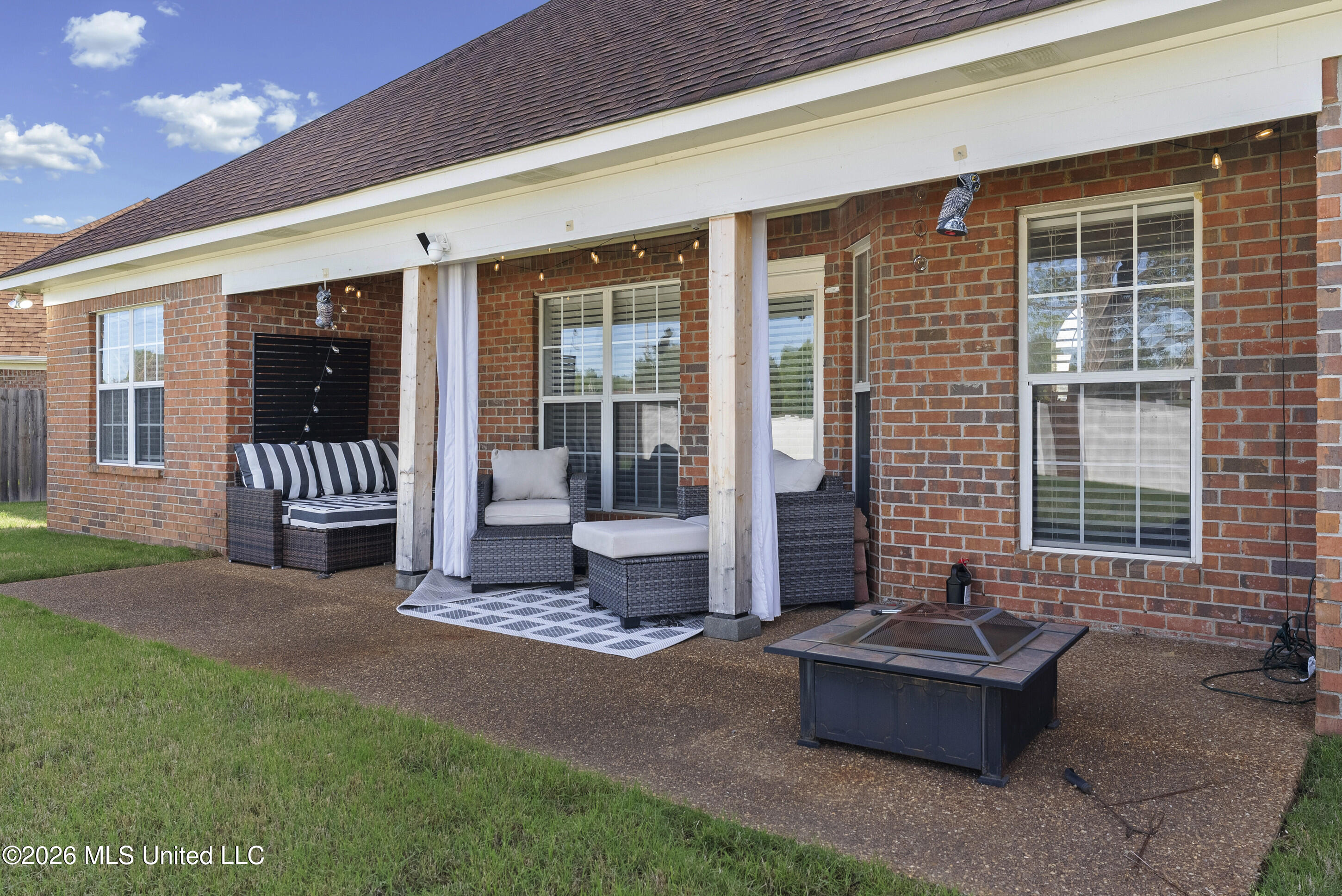 8949 Bent Grass Loop North Southaven, MS 38671 - Photo 22 of 31 covered patio