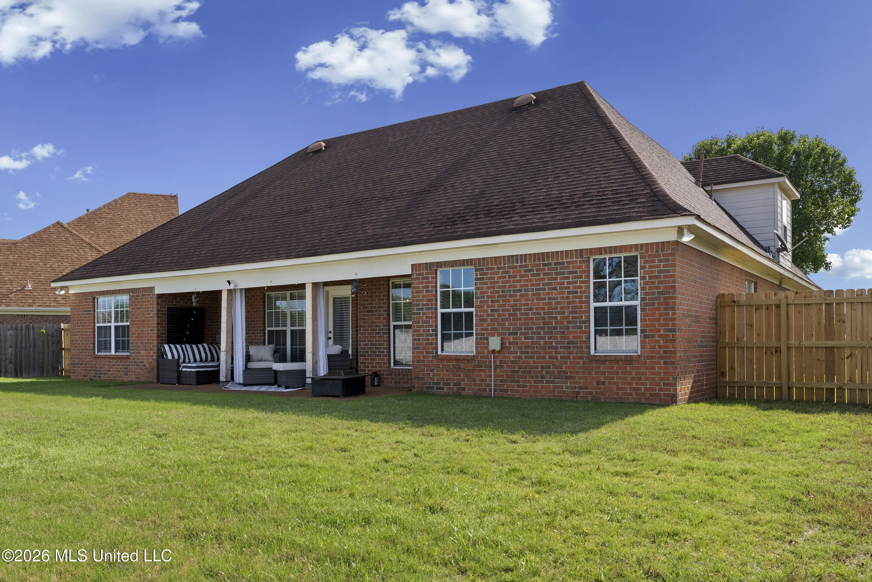 8949 Bent Grass Loop North Southaven, MS 38671 - Photo 23 of 31 back exterior