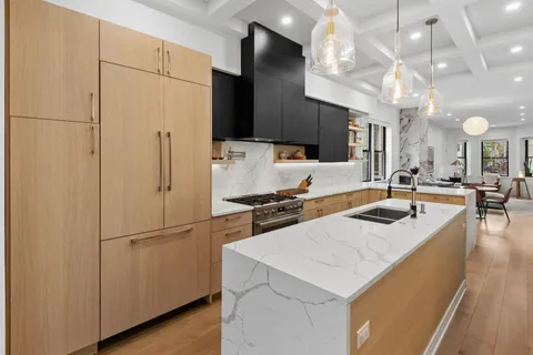 $1,450,000 | 2147 West Thomas Street, Chicago, IL 60622