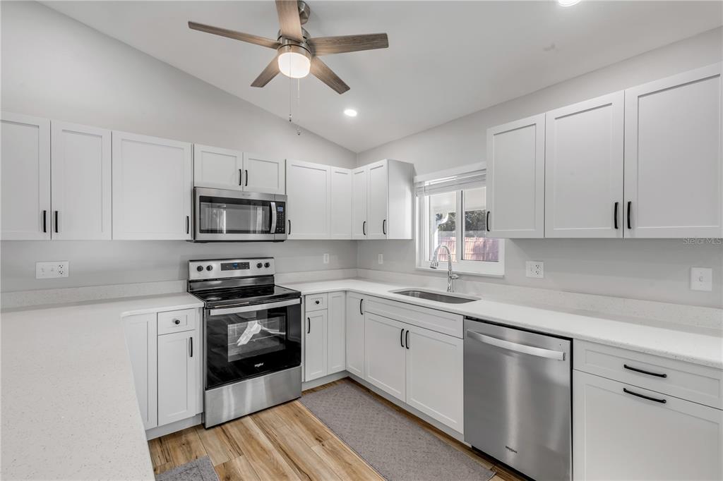 3421 Yule Tree Drive Edgewater, FL 32141 - Photo 18 of 44