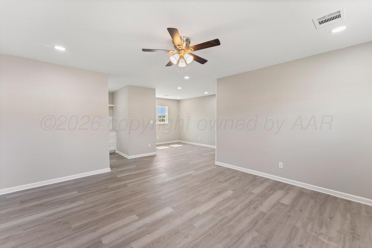 5013 South Bowie Street Amarillo, TX 79110 - Photo 28 of 43 Living