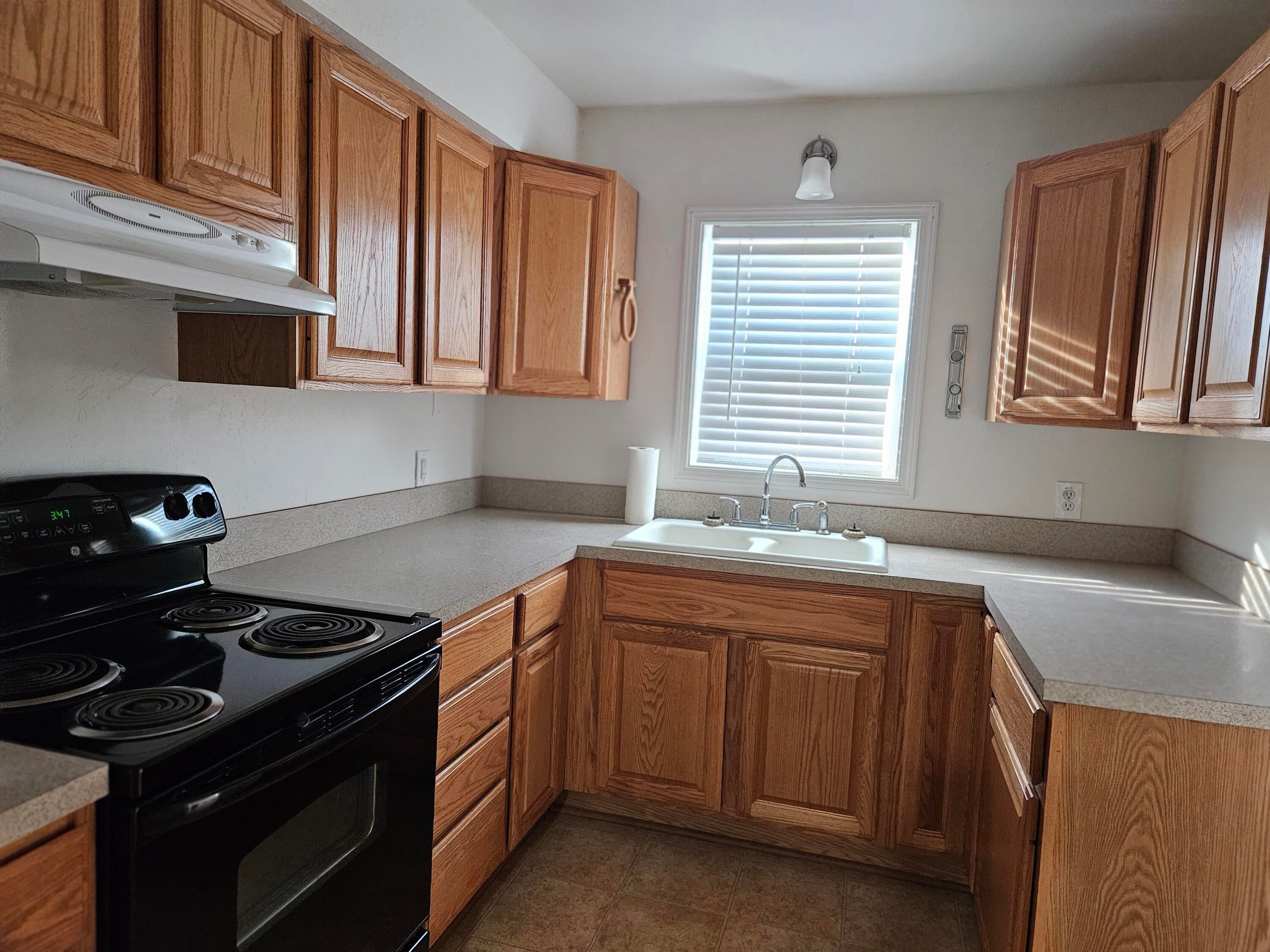3340 Vale Road Klamath Falls, OR 97603 - Photo 5 of 25 20260213_154047