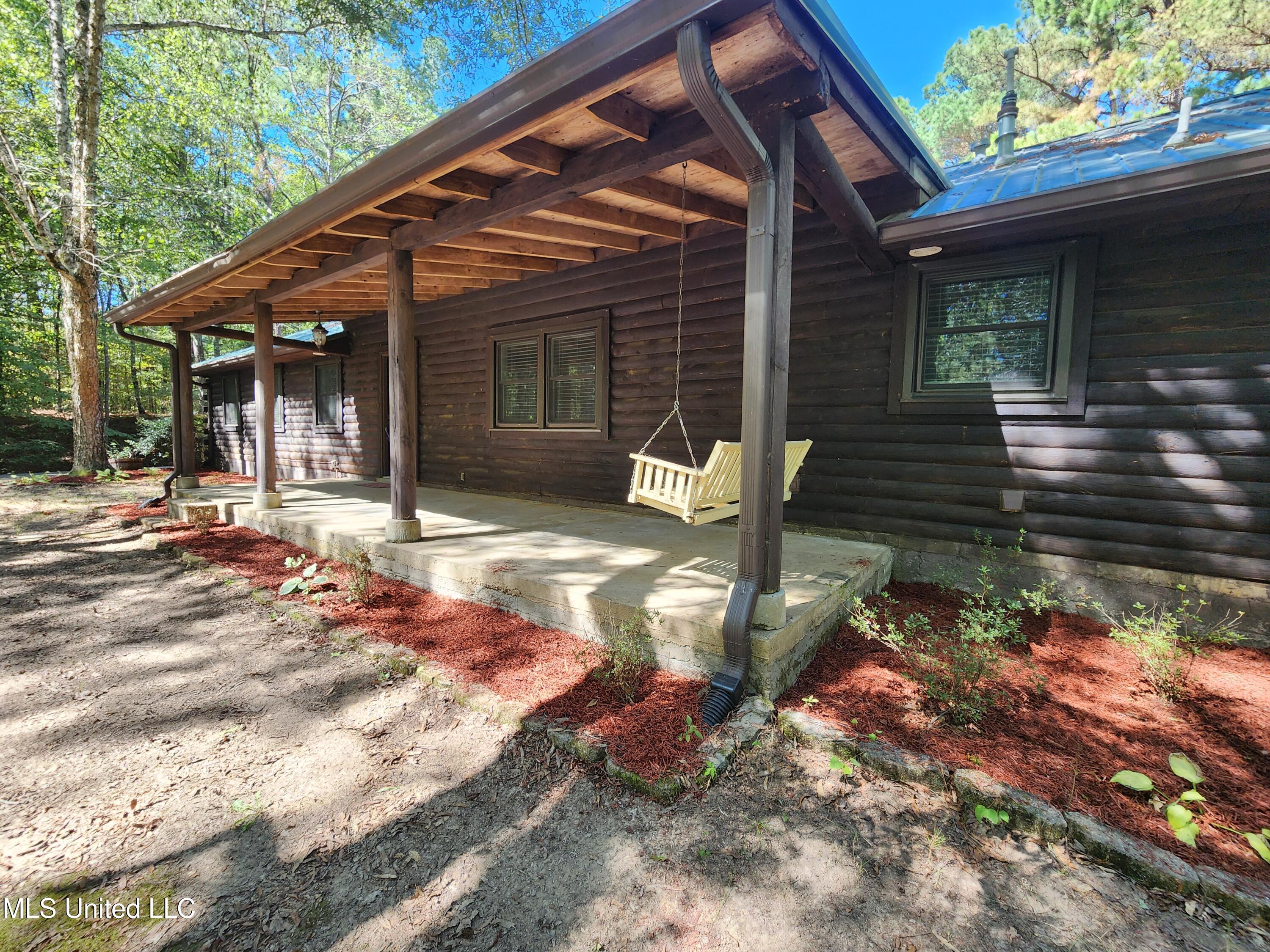 5014 Marianna Road Holly Springs, MS 38635 - Photo 5 of 81 20251003_131305