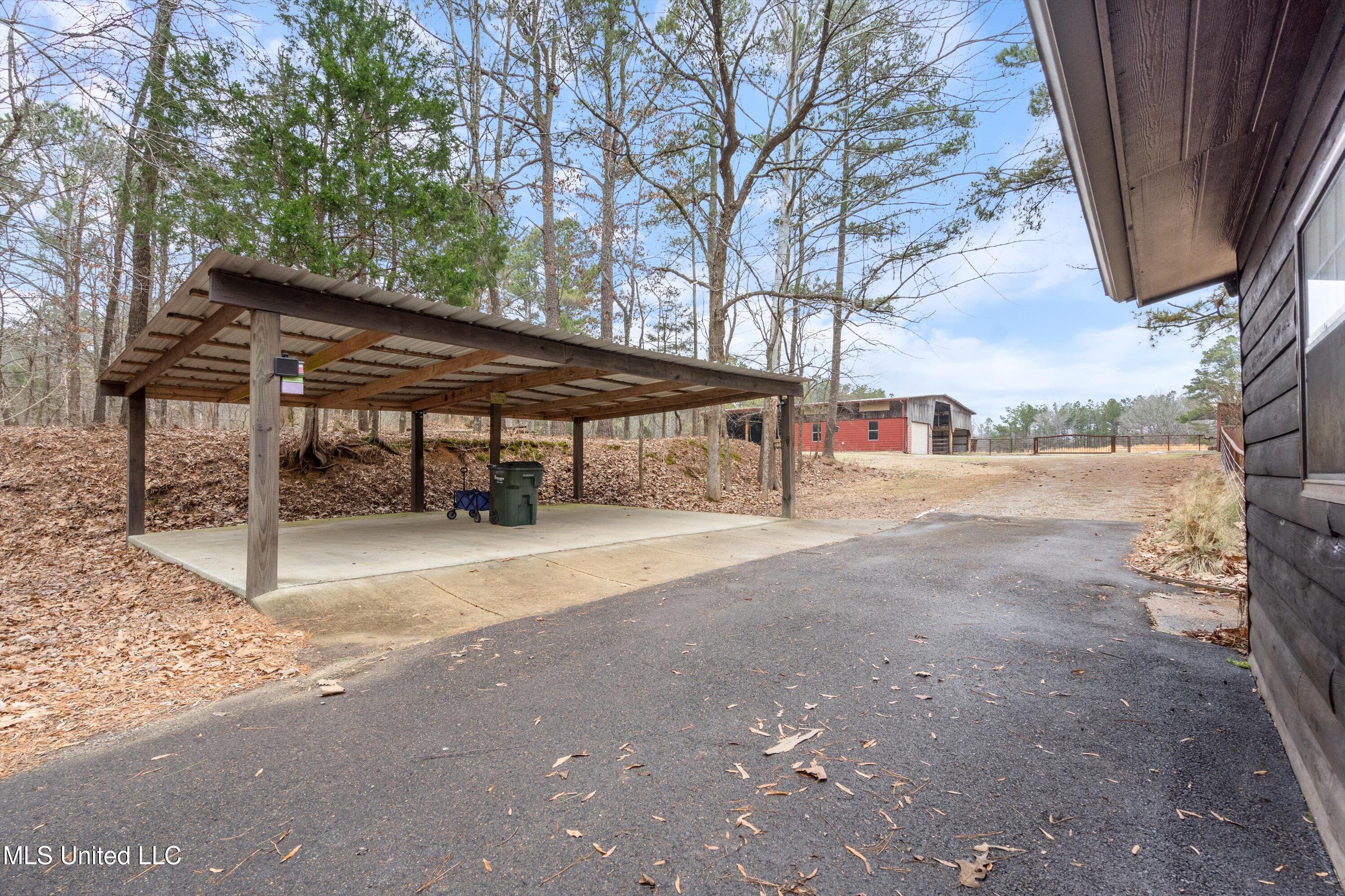 5014 Marianna Road Holly Springs, MS 38635 - Photo 57 of 81 33-DSC6557