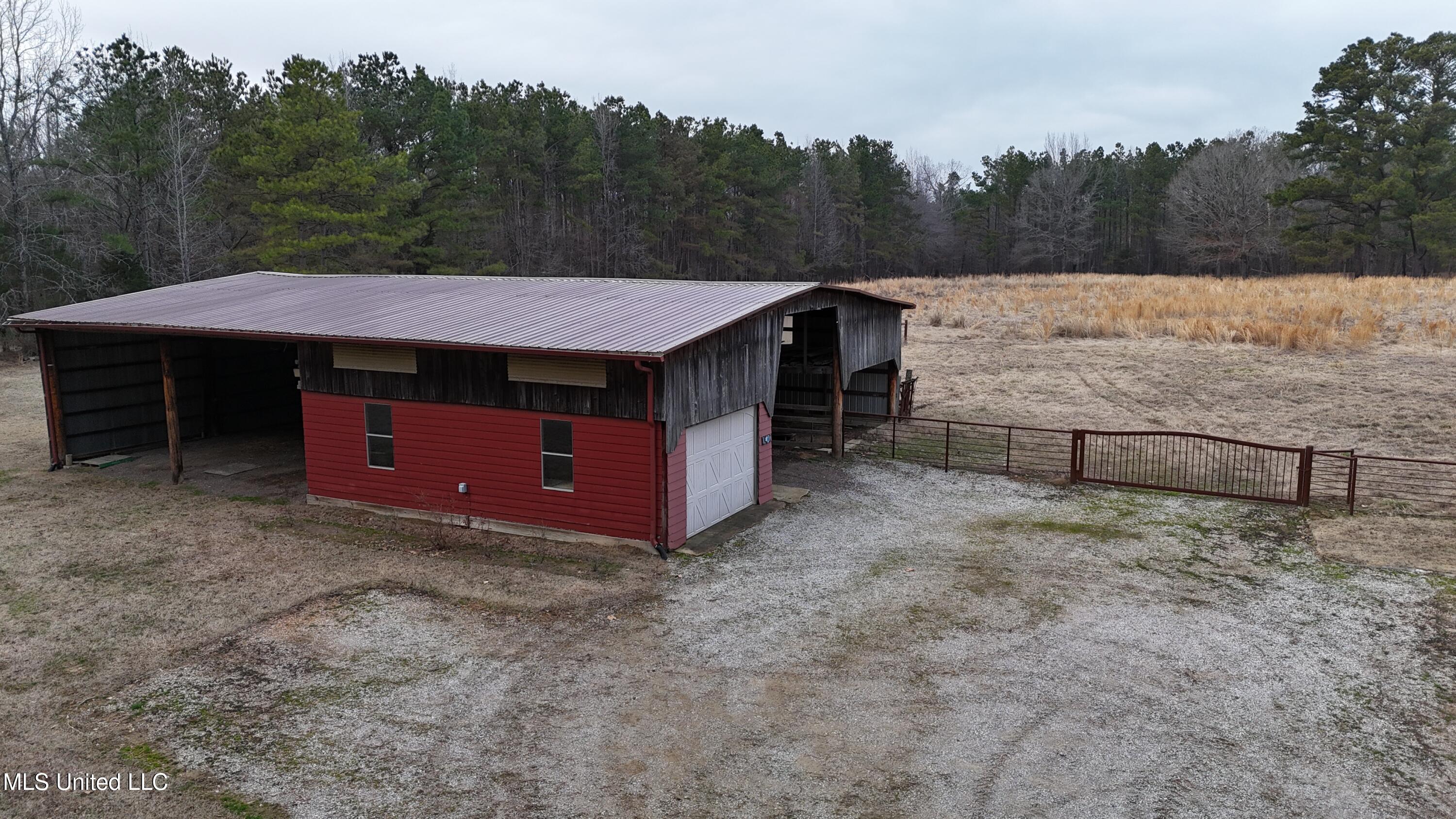5014 Marianna Road Holly Springs, MS 38635 - Photo 65 of 81 DJI_20250204164222_0171_D
