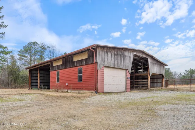 $419,900 | 5014 Marianna Road, Holly Springs, MS 38635