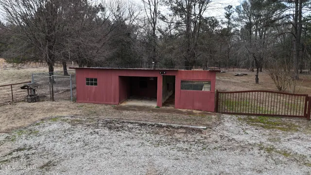 $419,900 | 5014 Marianna Road, Holly Springs, MS 38635