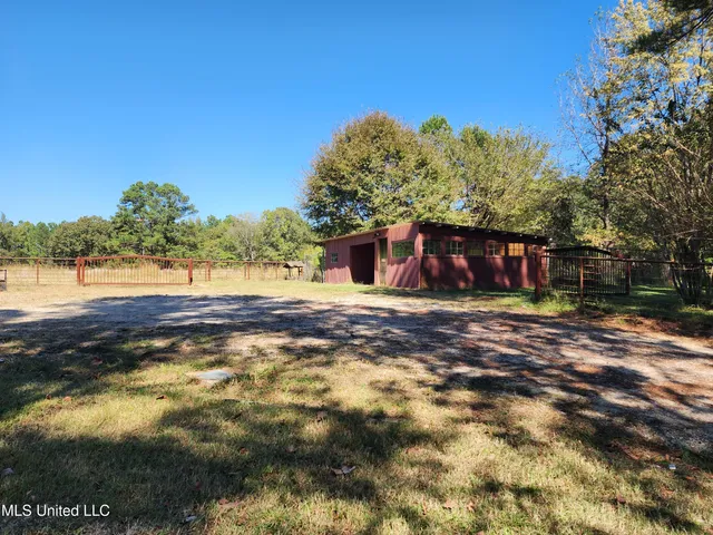 $419,900 | 5014 Marianna Road, Holly Springs, MS 38635