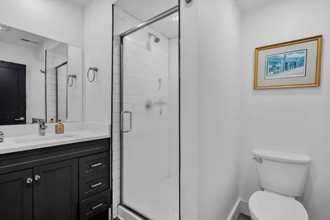 $5,200 | 211 West 9th Street, Unit 1, Boston, MA 02127