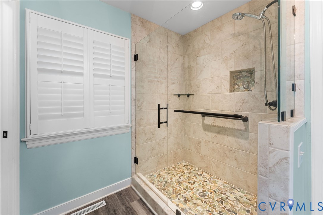 1496 Dorset Road Powhatan, VA 23139 - Photo 20 of 47 Primary Bathroom