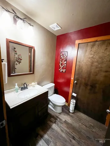 $689,000 | 150 Railroad Street, Midvale, ID 83645