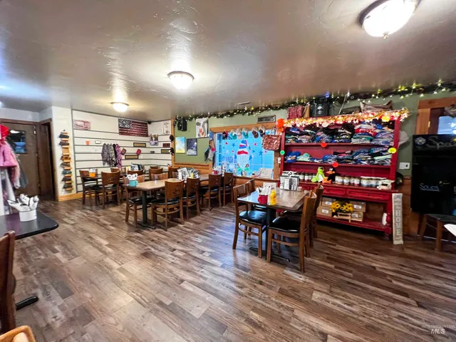 $689,000 | 150 Railroad Street, Midvale, ID 83645