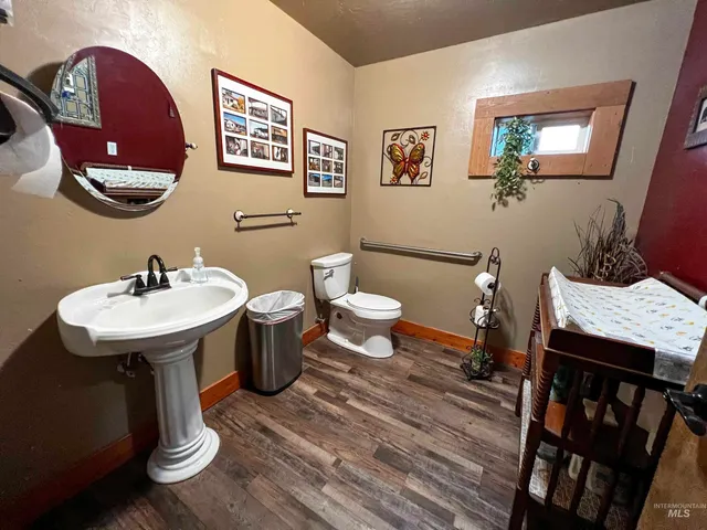 $689,000 | 150 Railroad Street, Midvale, ID 83645