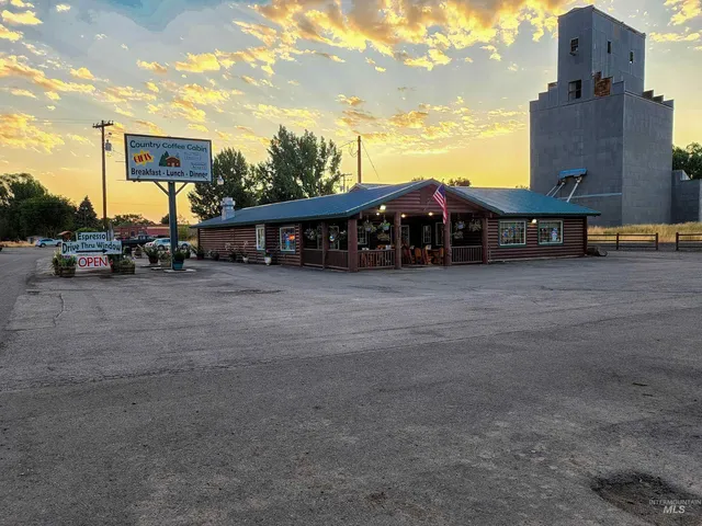 $689,000 | 150 Railroad Street, Midvale, ID 83645