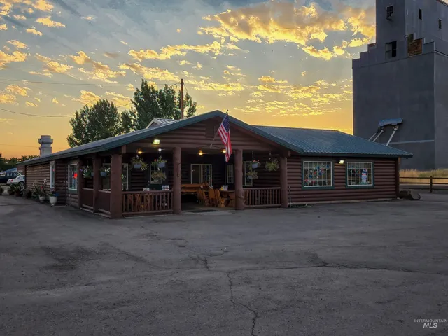 $689,000 | 150 Railroad Street, Midvale, ID 83645