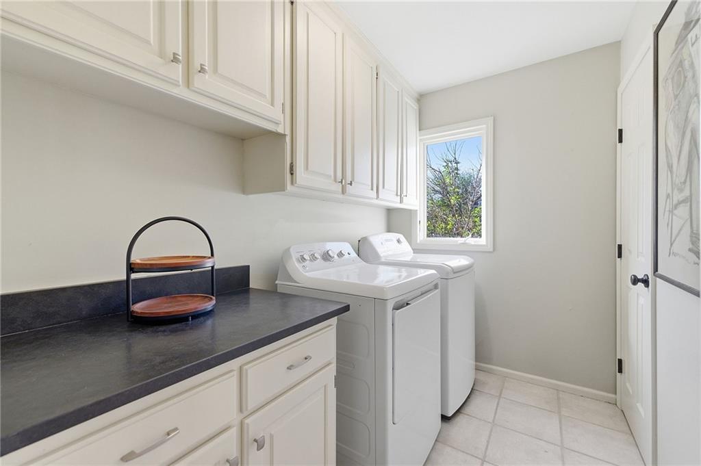 12110 Sagamore Road Leawood, KS 66209 - Photo 26 of 59