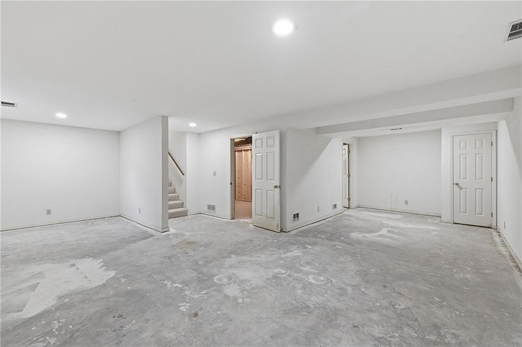 12110 Sagamore Road Leawood, KS 66209 - Photo 47 of 59