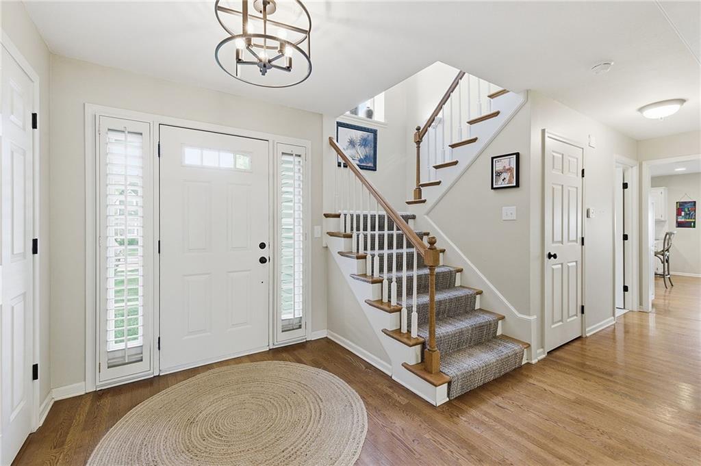 12110 Sagamore Road Leawood, KS 66209 - Photo 6 of 59