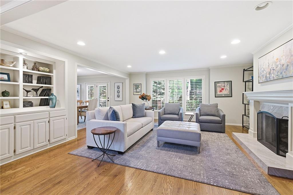 12110 Sagamore Road Leawood, KS 66209 - Photo 8 of 59