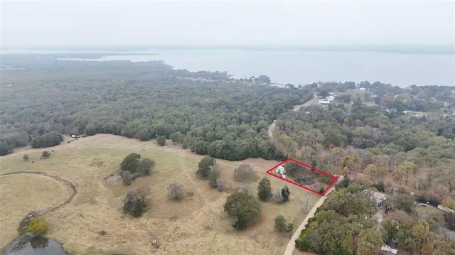 a view of outside area