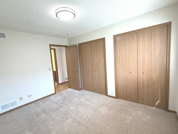$2,150 | 1109 Kane Street, Unit 1109, South Elgin, IL 60177