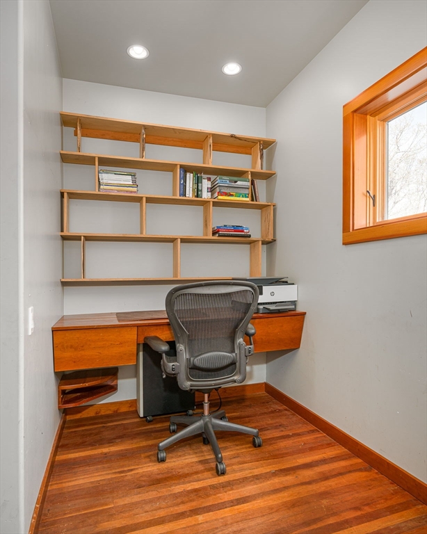 555 Coles Meadow Road Northampton, MA 01060 - Photo 21 of 41