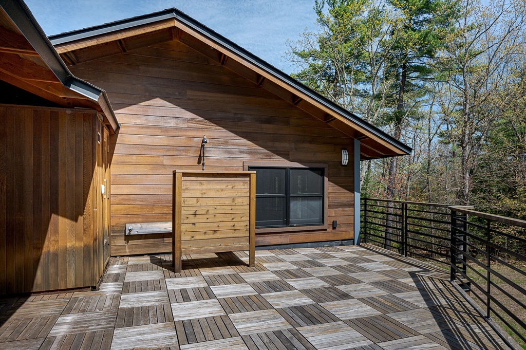 555 Coles Meadow Road Northampton, MA 01060 - Photo 27 of 41