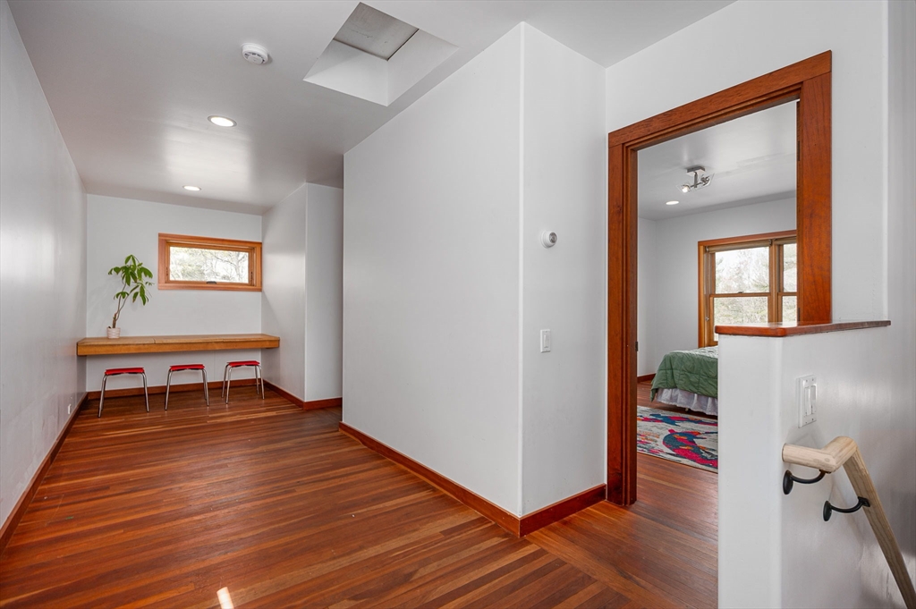 555 Coles Meadow Road Northampton, MA 01060 - Photo 28 of 41