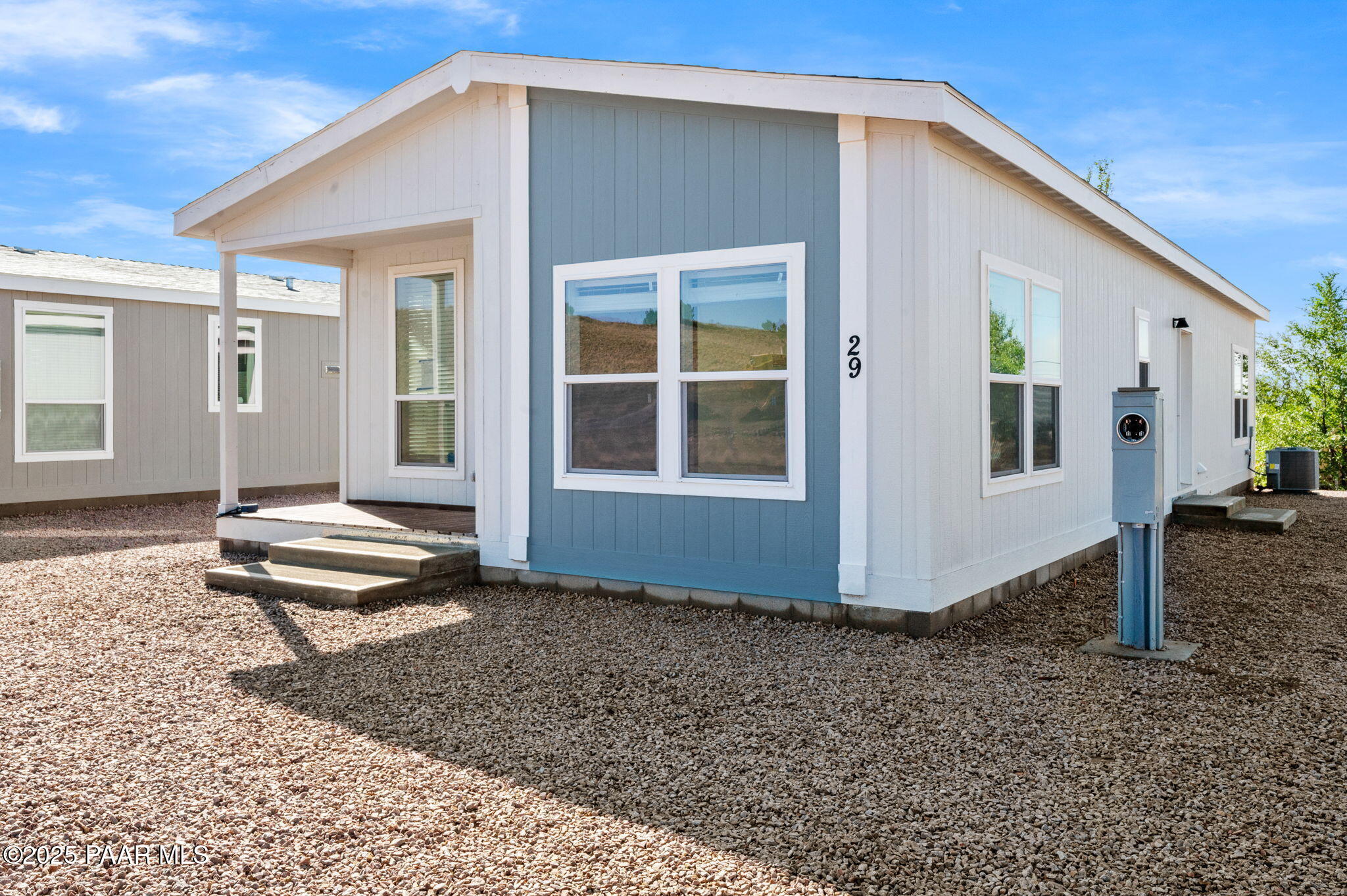 29 East Abra Road Paulden, AZ 86334 - Photo 22 of 22 a front view of a house with a yard
