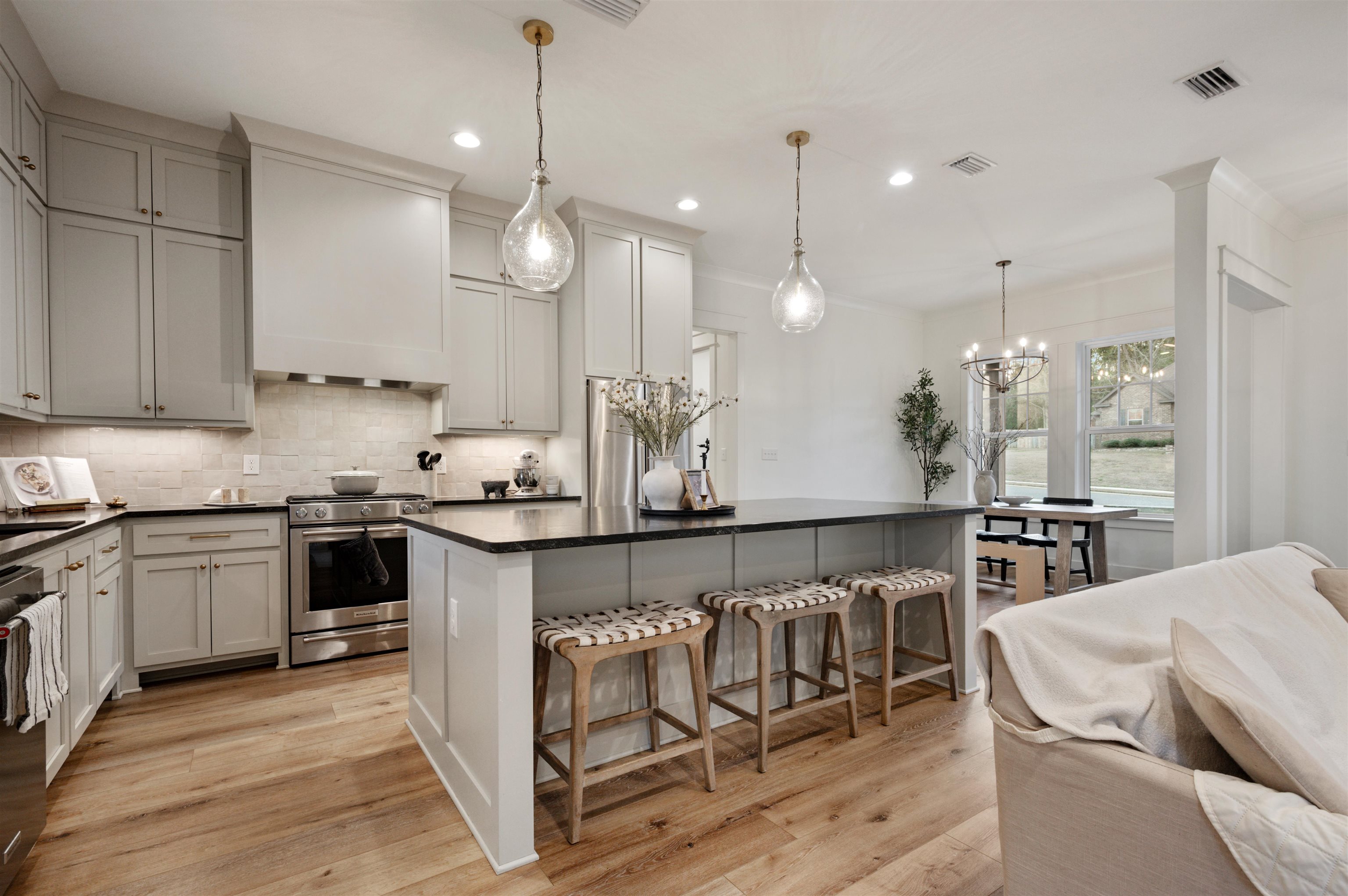 312 Pecan Ridge Boulevard Fairhope, AL 36532 - Photo 11 of 43 Kitchen