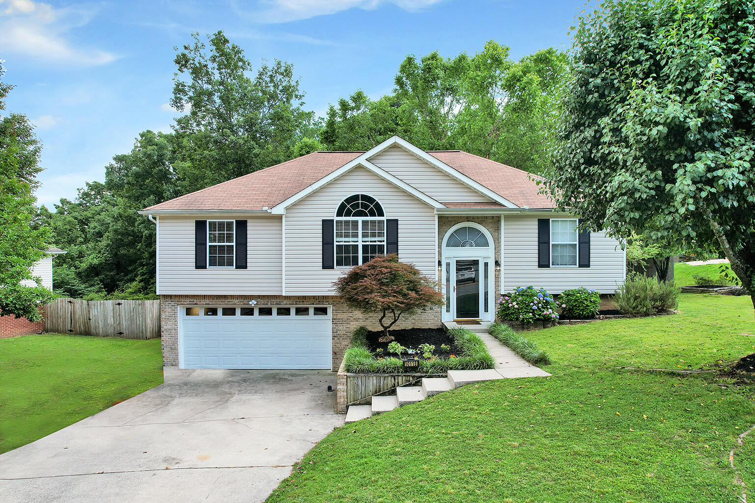 10118 Fielding Road Ooltewah, TN 37363 - Photo 1 of 38 1