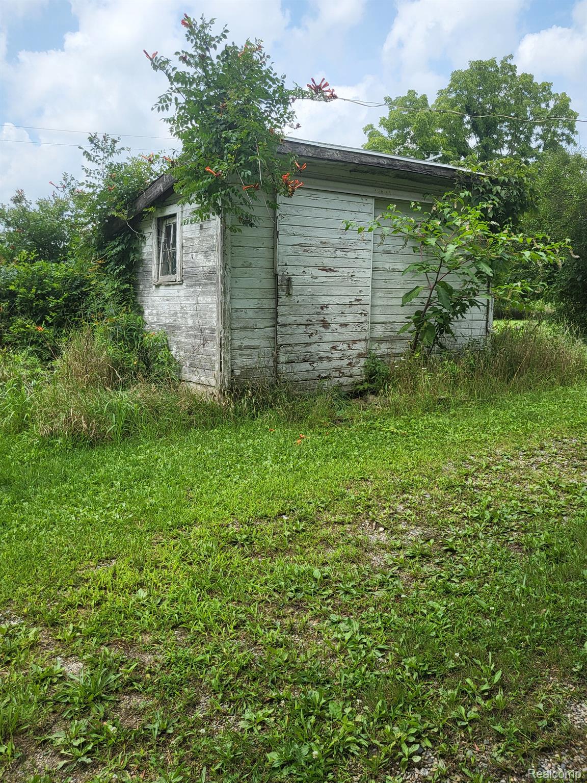 4865 North Eager Road Howell, MI 48855 - Photo 5 of 66 Shed for well