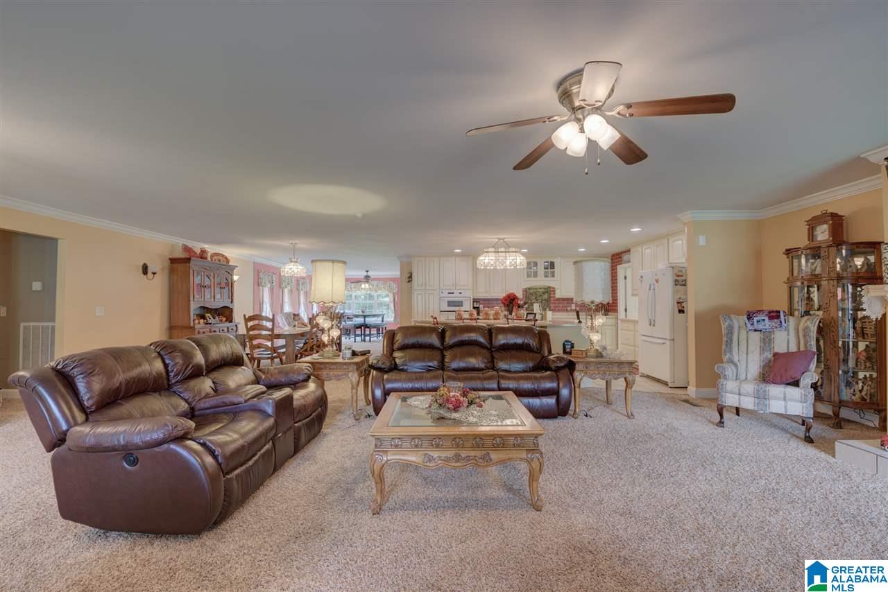980 Kathy Lane Fultondale, AL 35068 - Photo 13 of 42