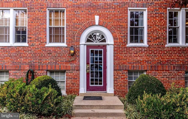 $419,900 | 2021 Key Boulevard, Unit 12618, Arlington, VA 22201