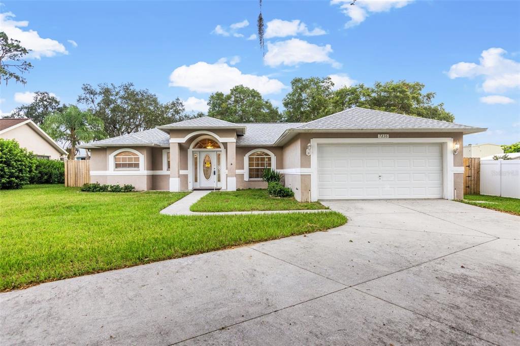 7236 Highland Loop Zephyrhills, FL 33541 - Photo 1 of 1