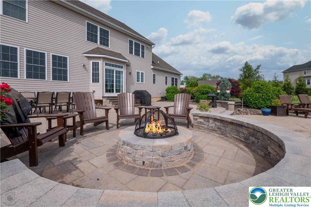 4566 Fairway Road Bethlehem, PA 18020 - Photo 12 of 48 Gallery Image 12