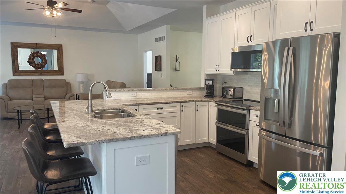 202 Silver Fox Trail Nazareth, PA 18064 - Photo 13 of 71