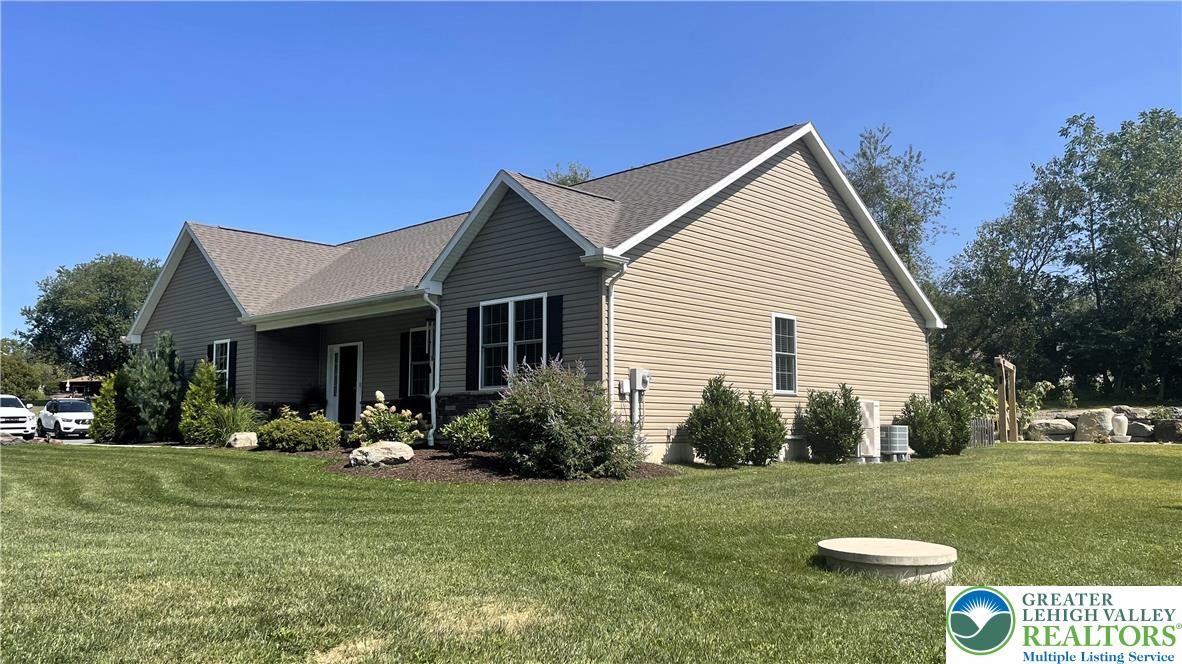 202 Silver Fox Trail Nazareth, PA 18064 - Photo 4 of 71